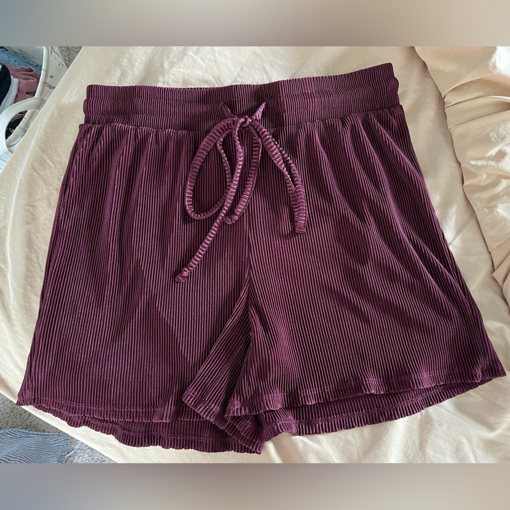 Earthbound mini ribbed drawstring shorts